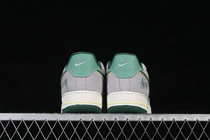 All categories Nk Air Force 1 Air Force series Nk Air Force 1 Low Air Force low-top Nike Air Force 1'07 Low Stussy co-branded Green Gray Pig Eight Air Force 1 low-top casual sneakers SS1979-007